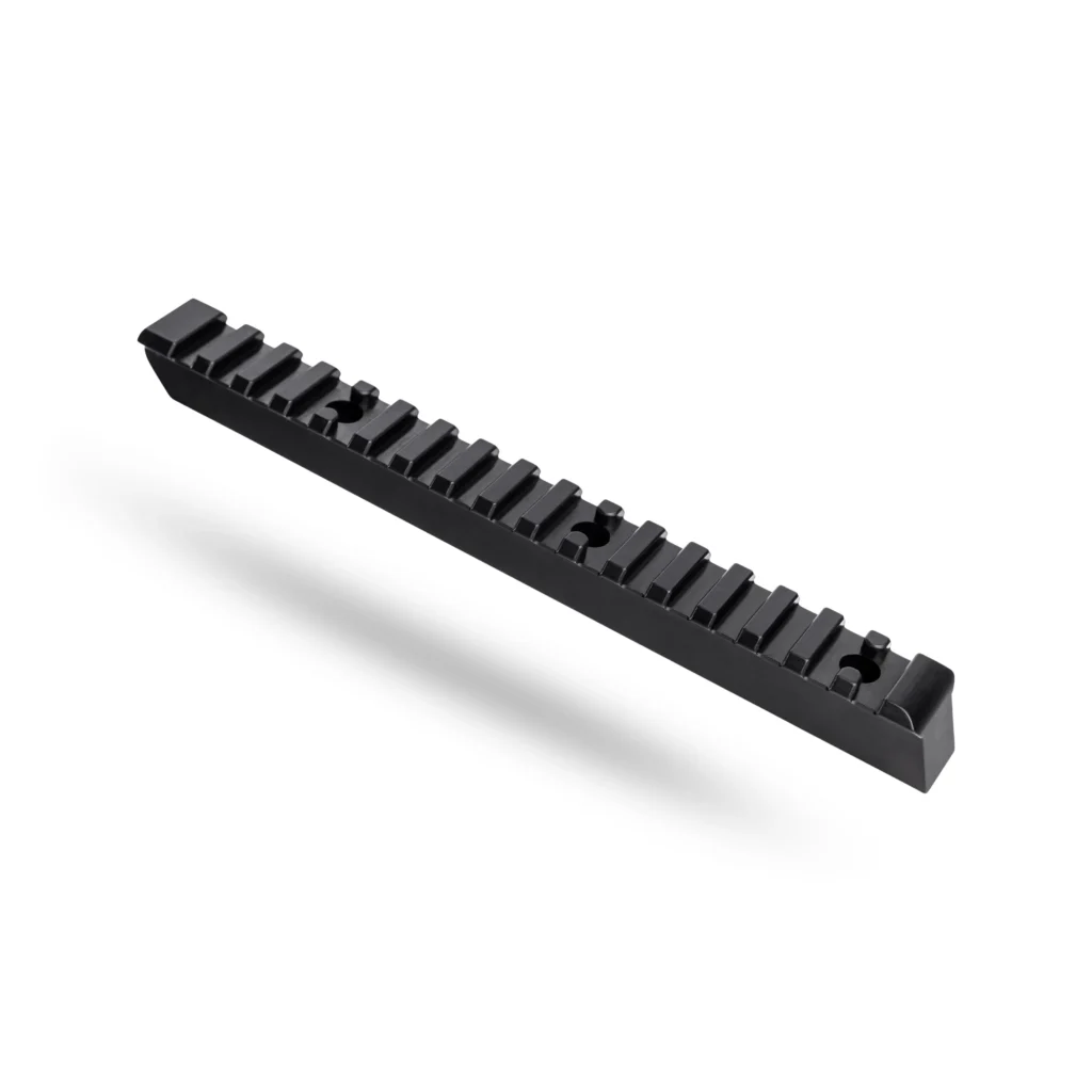 Product image of the 40 MOA Long pic rail.